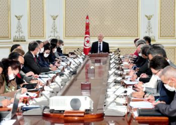 الحكومة التونسية تصادق على مشاريع مراسيم وأوامر رئاسية