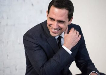 خلال فعاليات مهرجان القاهرة السينمائي: أول ظهور لزوجة ظافر العابدين