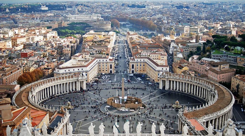 روما: مدينة لكافة الاذواق تكمن أهميتها بالنسبة للكاثوليك كونها تحتضن دولة الفاتيكان