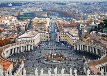 روما: مدينة لكافة الاذواق تكمن أهميتها بالنسبة للكاثوليك كونها تحتضن دولة الفاتيكان