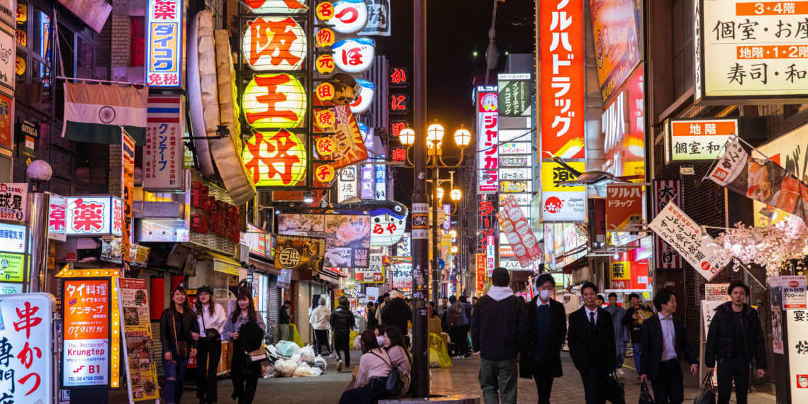 بعد تسجيلها لثاني إصابة بمتحور أوميكرون: اليابان تعلق السفر إليها لمدة شهر وتعزز جرعات التلقيح ضد الفيروس