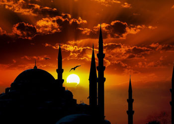 هل يعيق الإسلام التقدّم أم يلهمه؟