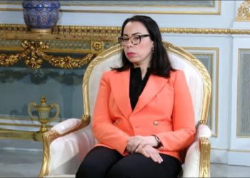 نادية عكاشة مرة أخرى …و النظر في النجوم