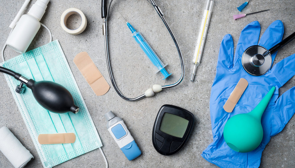 في ظروف صحية كارثية: حجز معدات طبية في مخزن عشوائي ببنزرت