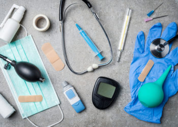 في ظروف صحية كارثية: حجز معدات طبية في مخزن عشوائي ببنزرت