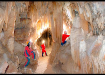 السياحة تحت الأرض.. كهوف كاستيلانا بجنوب ايطاليا تتحول منذ اكتشافها لمزارات ساحرة لعشاق الإثارة والغموض