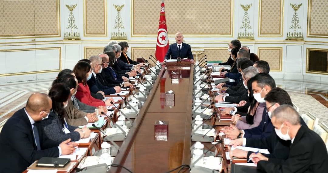 المجتمع المدني يرفض قرار رئيس الجمهورية منع التمويل الأجنبي للجمعيات