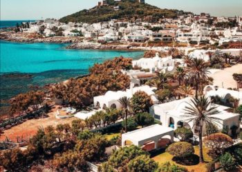 نجاح السياحة اليوم في كسر القوالب الجاهزة والوجهات المحتملة عوالم يتم استكشافها أولاً على الواب من مسافة بعيدة!!