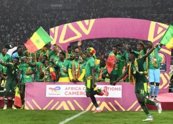 بعد تتويجه بطلا لإفريقيا: إستقبال حار للمنتخب السينغالي في العاصمة داكار