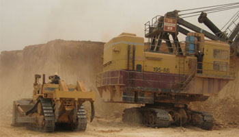 إيقاف إطار بالمجمع الكيميائي التونسي في قضية سرقة شوائب الفسفاط