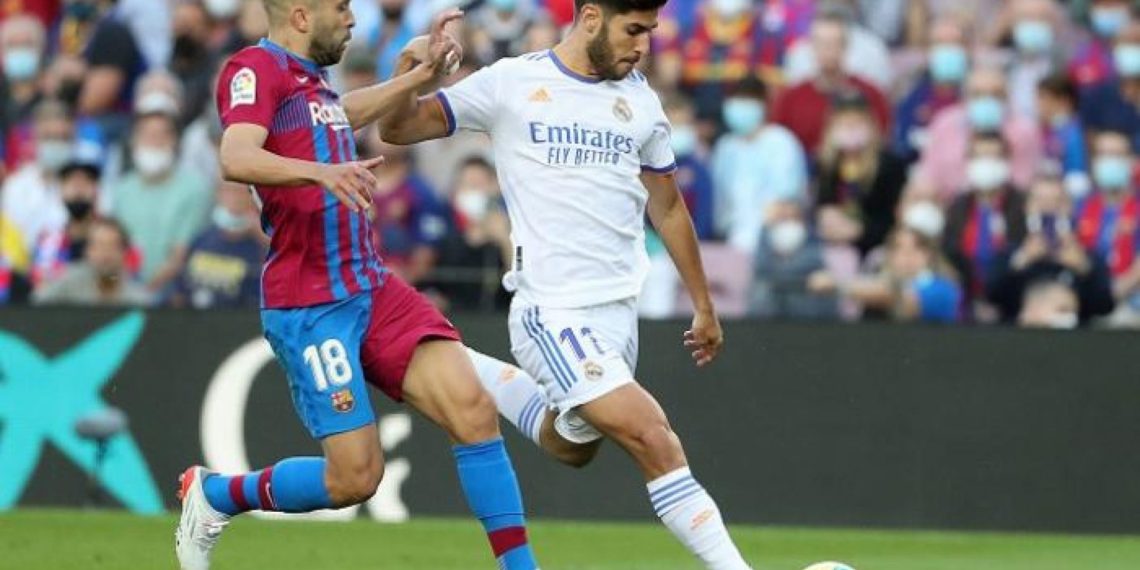 يغيب عنه كريم بنزيمة…كلاسيكو الإبداع والإقناع بين مدريد وبرشلونة