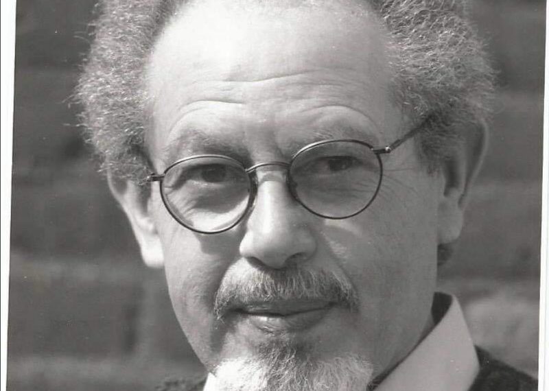 درّس وكتب واخرج وادار… المسرحي عبد الله رواشد:مسيرة حافلة ثرية… وجحود غريب