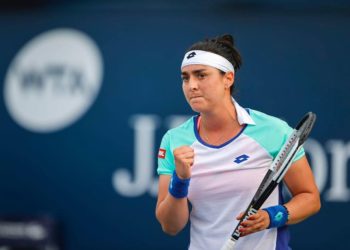 أنس جابر تتأهل إلى ثمن النهائي في بطولة ميامي للتنس