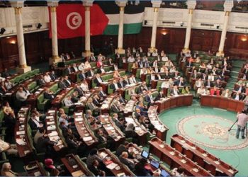 بتهمة “تكوين وفاق” بقصد “التآمر على أمن الدولة”: تتبعات قضائية ضدّ نواب بالبرلمان