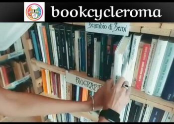 إيطاليا: متطوعون يفتتحون “دار الكتب التي لا تقدر بثمن” لمكافحة العزلة وتوسيع الآفاق وتحفيز العقل والإبداع