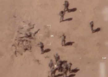 مالي: العثور على مقبرة جماعية قرب قاعدة سابقة للجيش الفرنسي