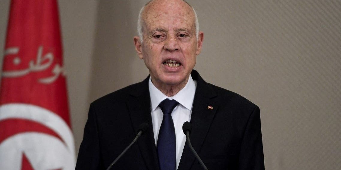 الطٌرب عند قيس سعيد