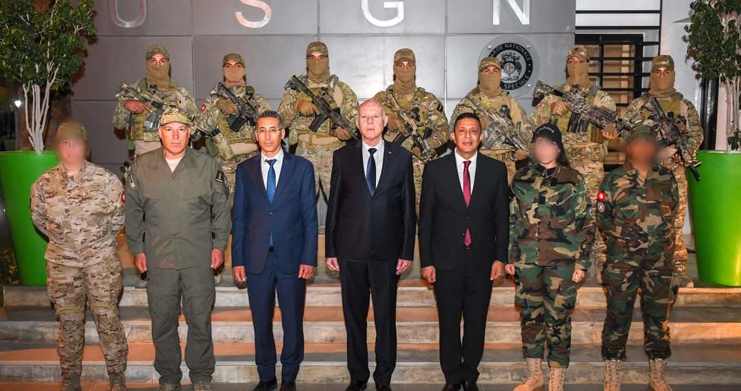 سعيد: “من أراد أن يعلن حكومة موازية أو برلمانا في المنفى فليلتحق بالمنفى وينسى البرلمان”