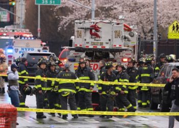 شرطة نيويورك تكشف عن هوية أحد المشتبه بهم في هجوم مترو أنفاق بروكلين