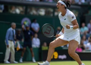 أنس جابر تعبر إلى نهائي بطولة مدريد