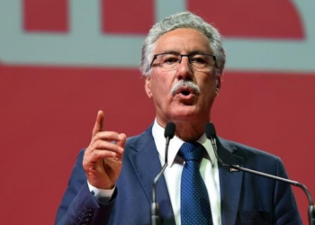 أحزاب تطلق حملة وطنية لإسقاط الإستفتاء وحمة الهمامي يعتبره “مهزله”