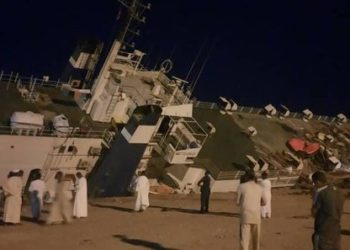 غرق سفينة محملة بـ 16 ألف رأس غنم في ميناء السودان