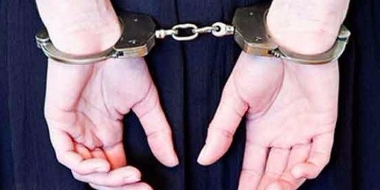 فتاة تقتحم شركة تأمين بحي الزهور وتحاول السطو عليه