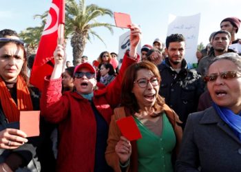 ما بين اضراب وآخر تونس حالة خاصة جدا: من يدفع التكلفة الباهظة لتوقف العمل؟