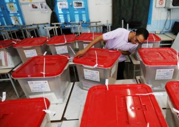 المتحدث بإسم هيئة الانتخابات: عملية الفرز ستكون حينية والنتائج الأولية للإستفتاء ستكون غدا على الساعة السادسة مساءً