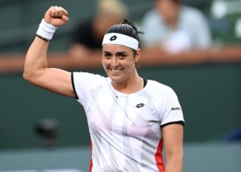 أنس جابر تفك عقدة الدور ربع النهائي في ويمبلدون وتترشح الى المربع الذهبي