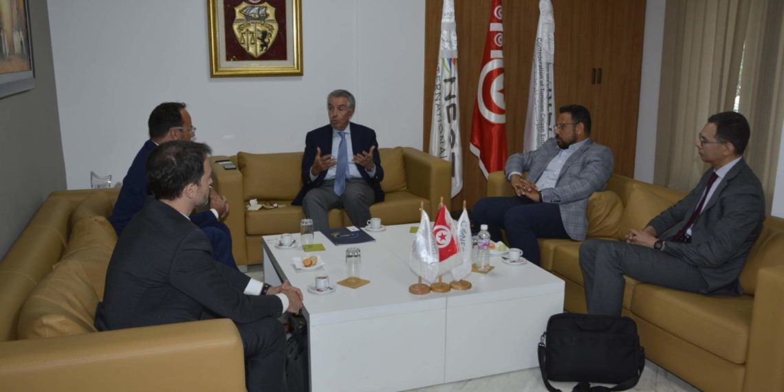 في لقاء رئيس كونكت ببعثة صندوق النقد إلى تونس: البحث عن حلول تضمن انتعاش الاقتصاد ومراعاة وضعيات المواطنين