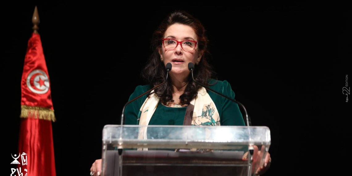 وزيرة الثقافة تؤكد وجوب إسراع تنفيذ مشروع رقمنة أرشيف المسرح الوطني