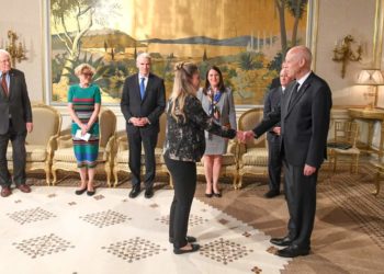 الكنغرس الأمريكي يعرب عن دعمه للديمقراطية في تونس ولتطلعات الشعب التونسي إلى حكومة ديمقراطية شفافة