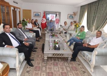 حزب “صوت الجمهورية” يدعو إلى التعامل بواقعية وعقلانية مع الدستور الجديد