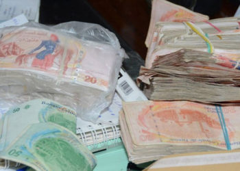 أريانة: محاولة تهريب مبالغ من العملة الصعبة و المحلية بقيمة 136 ألف دينار