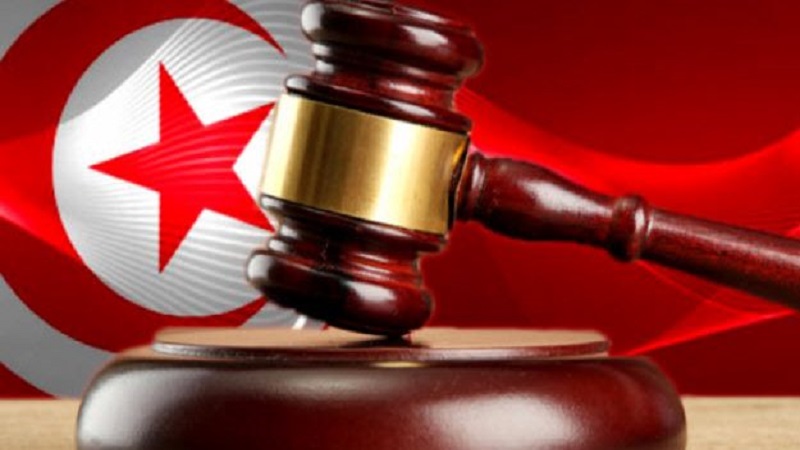 بن مسعود: القضاة الصادر لفائدتهم قرار إيقاف تنفيذ إعفائهم يستأنفون مهامهم بعد استخراج نسخة من القرار وإعلام رئاستي الجمهورية والحكومة ووزارة العدل والمجلس الأعلى للقضاء