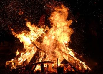 المنستير: القبض على رجل حاول حرق زوجته وأطفاله