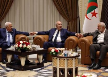 الجزائر تستقبل فتح وحماس لمناقشة وثيقة المصالحة الفلسطينية