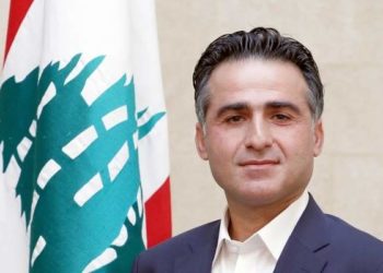 انفجار قبلة في حديقة منزل وزير الأشغال اللبناني