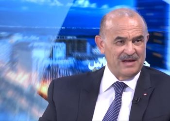 والي صفاقس: “سأطرد الاداريين الذين لا يعملون وأعوضهم بجيش البطّالة”