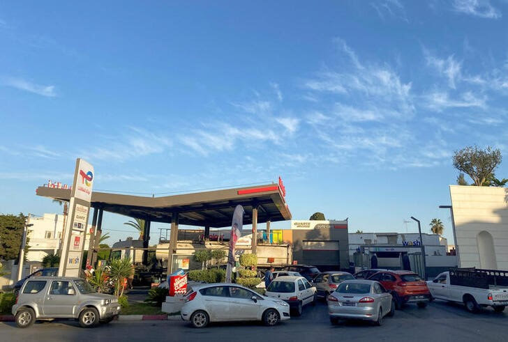 محمود الماي: “خزانات البلاد فارغة من المحروقات لأننا لم ندفع للموردين مستحقاتهم المالية”