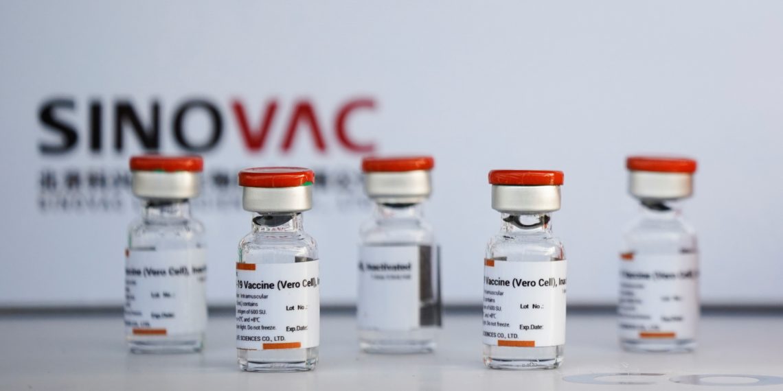 تونس تُرسل  50 ألف جرعة لقاح ضد فيروس كورونا لفلسطين