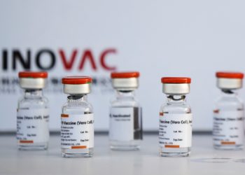 تونس تُرسل  50 ألف جرعة لقاح ضد فيروس كورونا لفلسطين