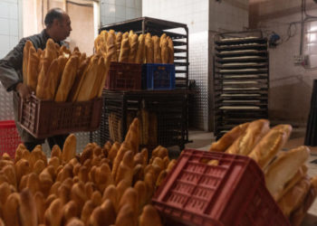 اليوم: أصحاب المخابز يدخلون في إعتصام