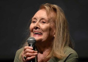 الكاتبة الفرنسية آني إرنو تفوز بجائزة نوبل للأدب لعام 2022