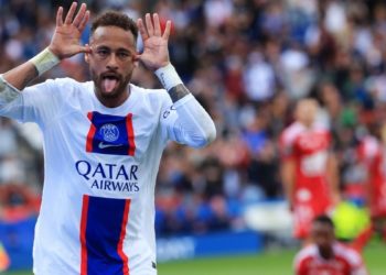 نيمار مهدد بالسجن لخمس سنوات بتهم احتيال وفساد