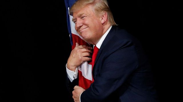 دونالد ترامب يعلن رسميا ترشحه للانتخابات الرئاسية الأمريكية المقبلة