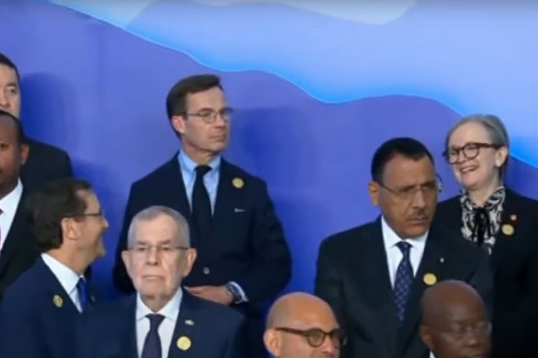 حركة الشعب: “ندعو بودن للتوضيح حول المحادثة مع الرئيس الإسرائيلي خاصة وأنها تنوب سعيّد الذي قامت حملته الانتخابية في أحد أهم بنودها على تجريم التطبيع”