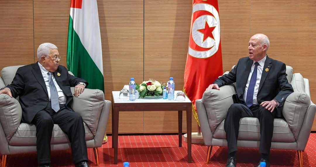 في لقائه مع عباس: سعيّد يؤكد على وقوف تونس الثابت إلى جانب الحق الفلسطيني ودعمها شعبها