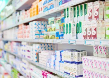 المؤسسات الصيدلية المصنعة للأدوية تقرر إيقاف نشاطها بداية من 15 نوفمبر